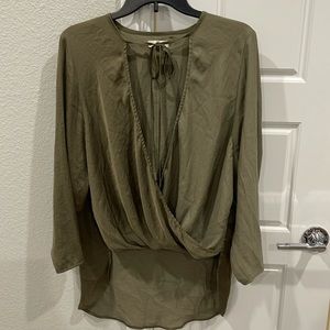 Urban outfitters women’s top